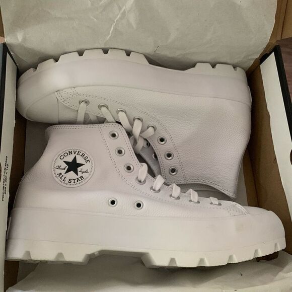 Converse | Chuck Taylor Lugged Platform Sneakers - Picture 8 of 9